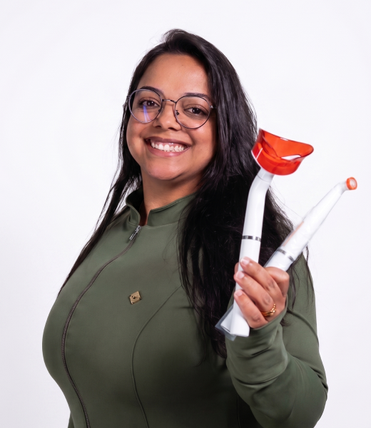 Drª Nayara